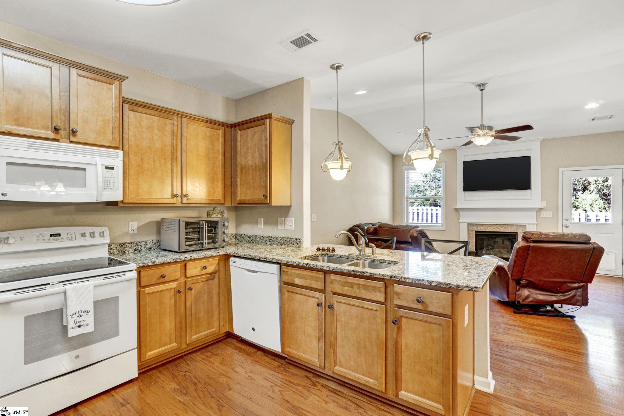 100 Amherst Way Easley, SC 29642 - Photo 14 of 50