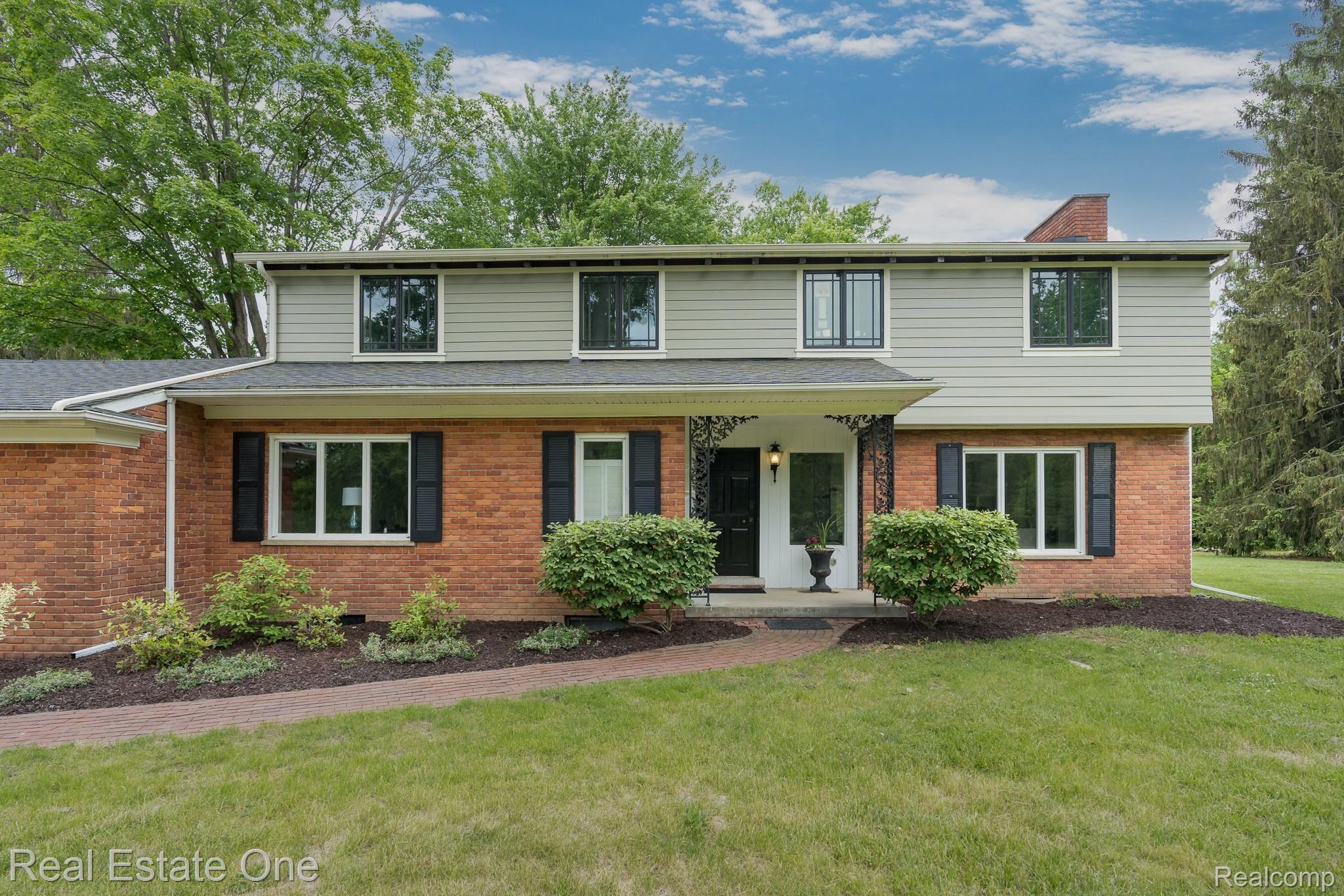 6356 Blue Beech Road Rochester, MI 48306 - Photo 2 of 43 6356 Blue Beech MLS-W065.jpg