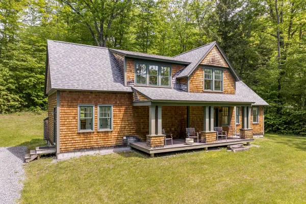 $999,000 | 63 Royal Tyler Road, Hartford, VT 05059