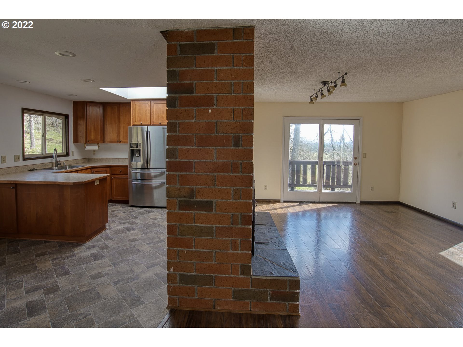 226 Foster Road Goldendale, WA 98620 - Photo 3 of 22 Gallery Image 3