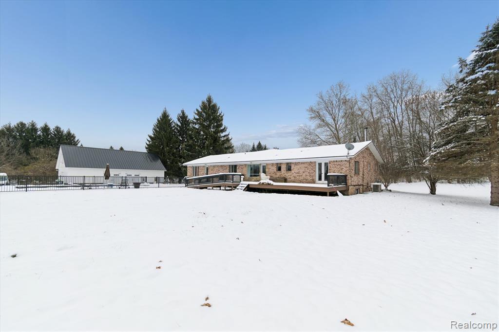 187 Darwin Road Pinckney, MI 48169 - Photo 57 of 77
