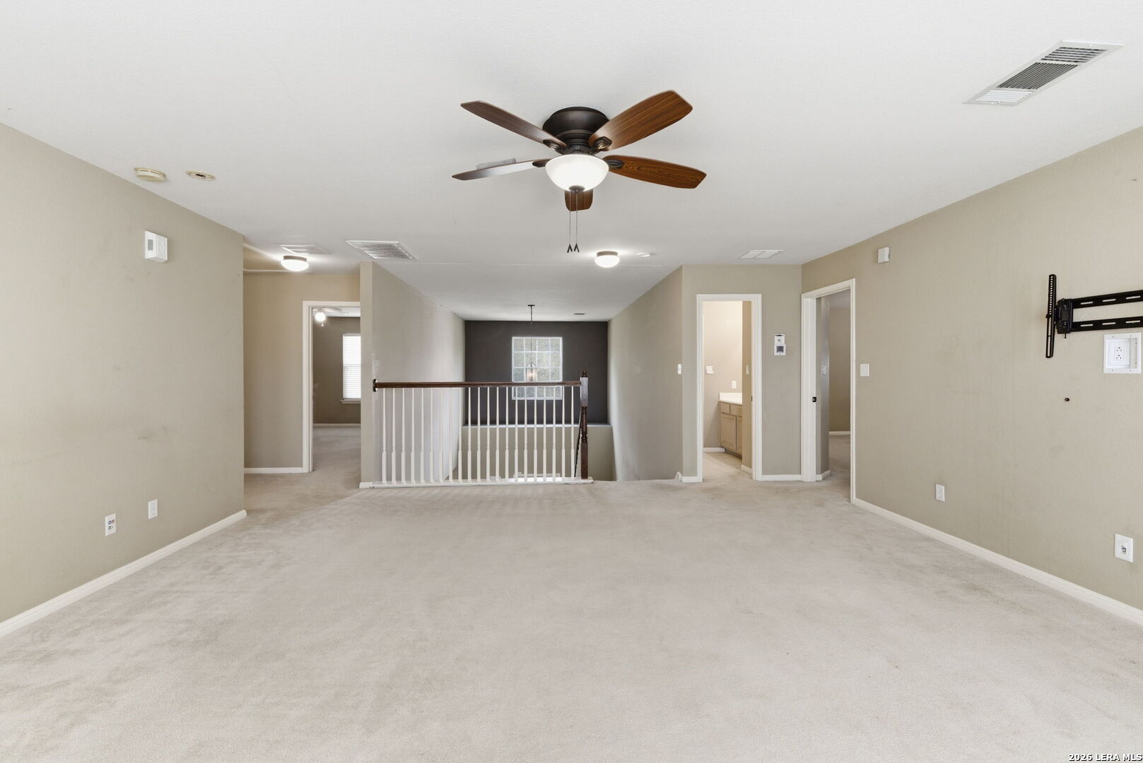 209 Summit View Cibolo, TX 78108 - Photo 26 of 45