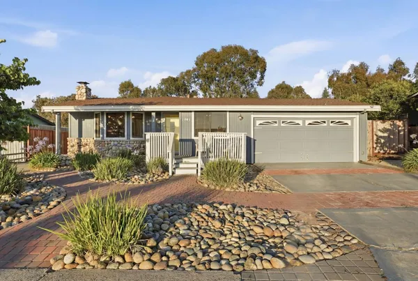 $824,999 | 1301 Highland Drive, Hollister, CA 95023