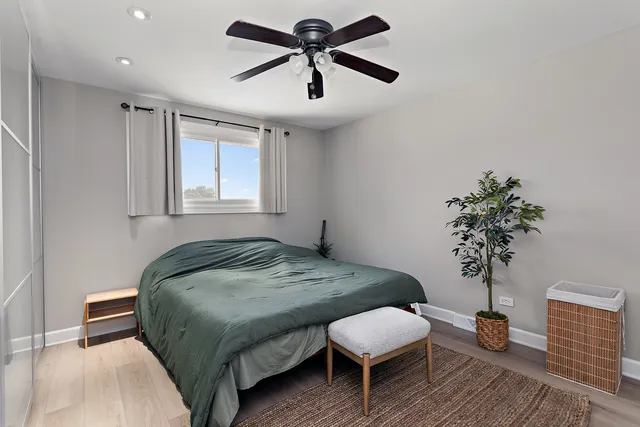 $362,900 | 16805 Hilltop Avenue, Orland Hills, IL 60487