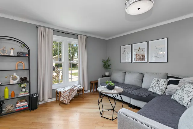 $362,900 | 16805 Hilltop Avenue, Orland Hills, IL 60487