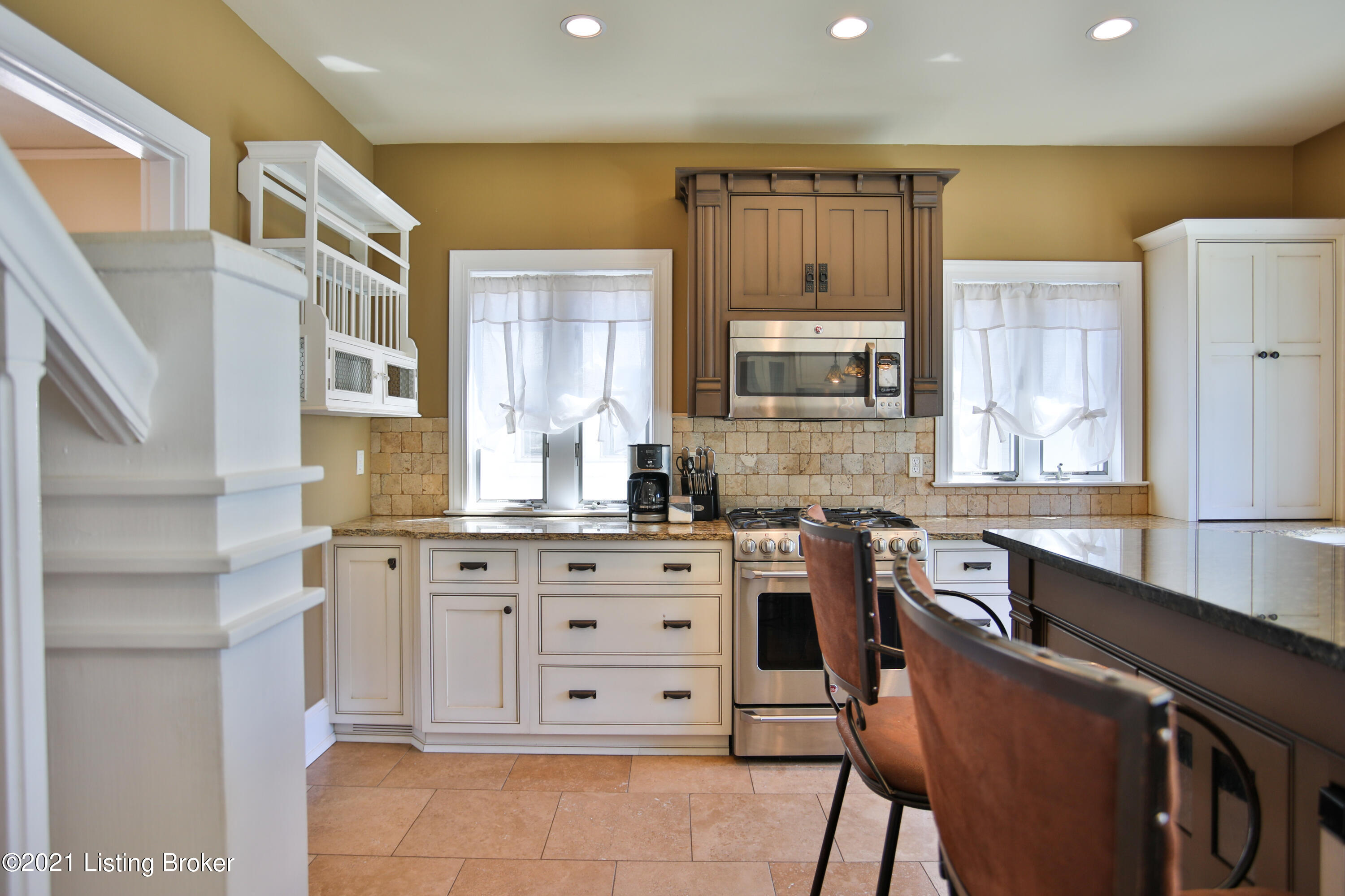 3420 Lexington Road Louisville, KY 40207 - Photo 32 of 38 3420 Lexington Rd-28