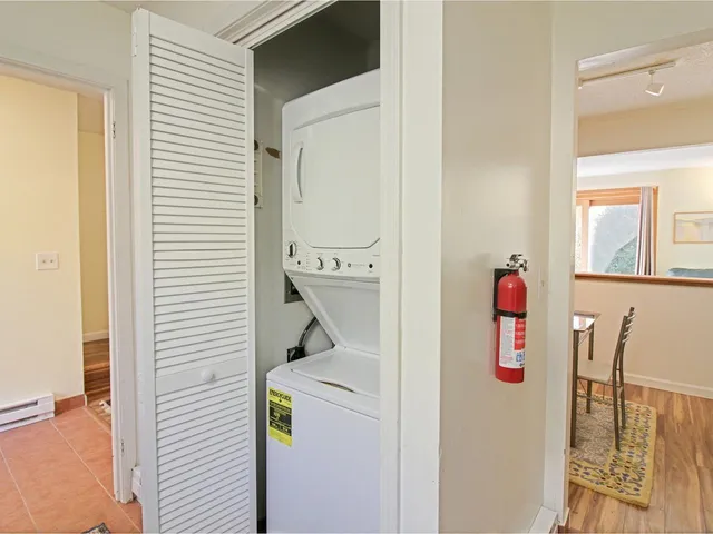 $359,900 | B10 Stonehedge Drive, South Burlington, VT 05403