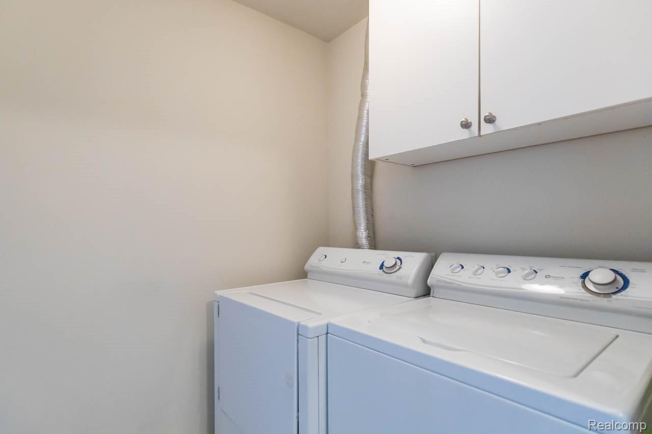 41737 Mitchell Road Novi, MI 48377 - Photo 35 of 53 34.jpg