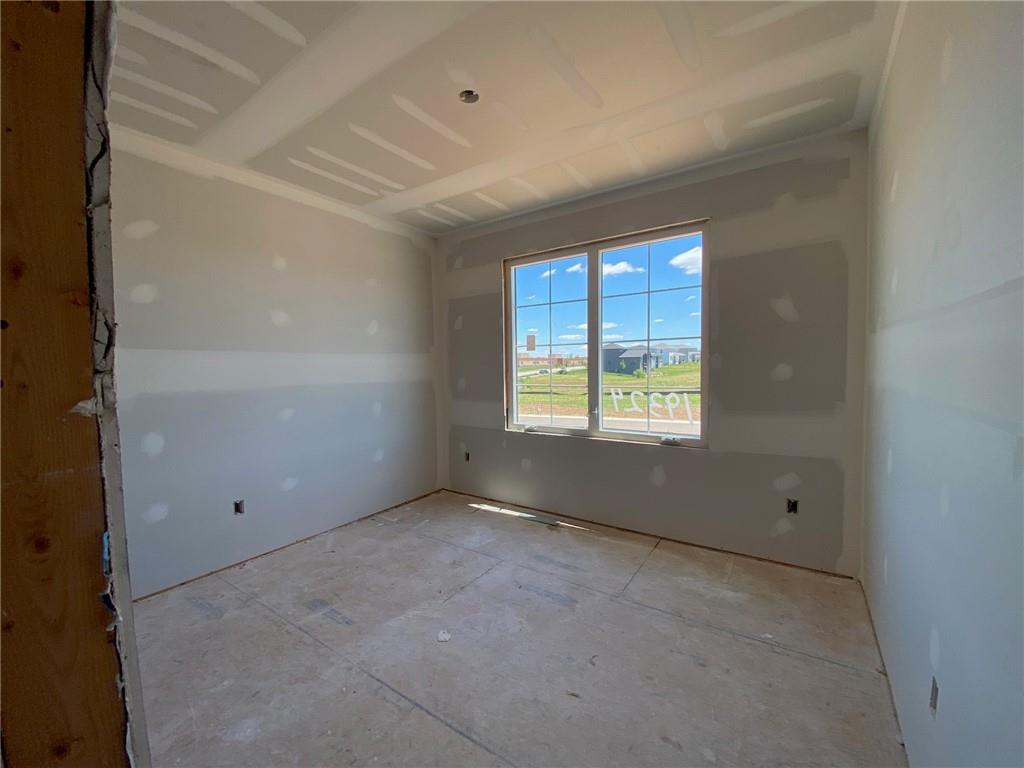 19324 Mahaffie Street Spring Hill, KS 66083 - Photo 3 of 53