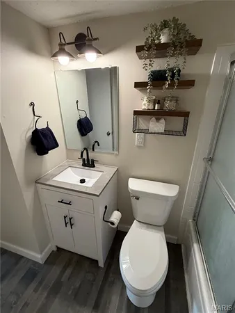 $74,995 | 2745 Westphalia Court, Unit F, Oakville, MO 63129