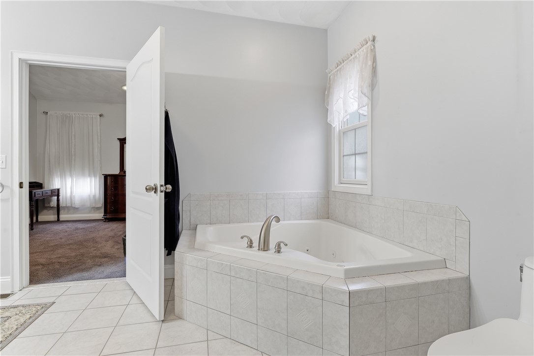 122 Spring Grove Road Glocester, RI 02814 - Photo 23 of 50
