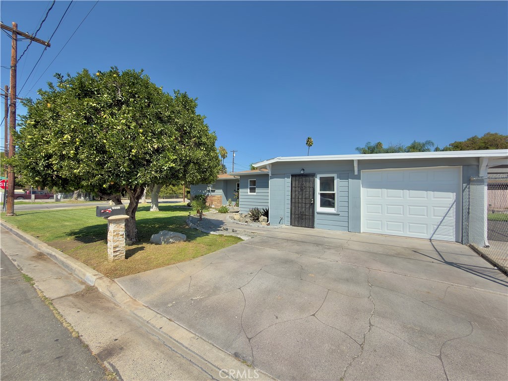 9244 Garfield Street Riverside, CA 92503 - Photo 2 of 22