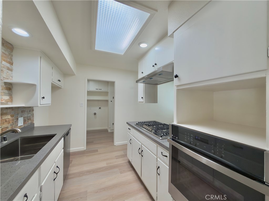 9244 Garfield Street Riverside, CA 92503 - Photo 8 of 22