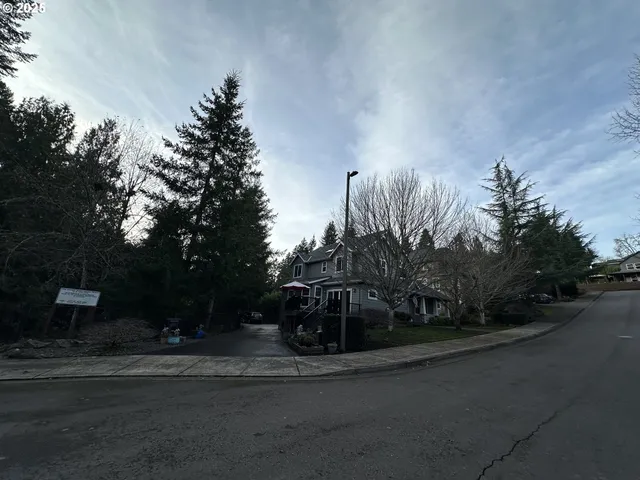 $1,225,000 | 25545 Katherine Court, West Linn, OR 97068