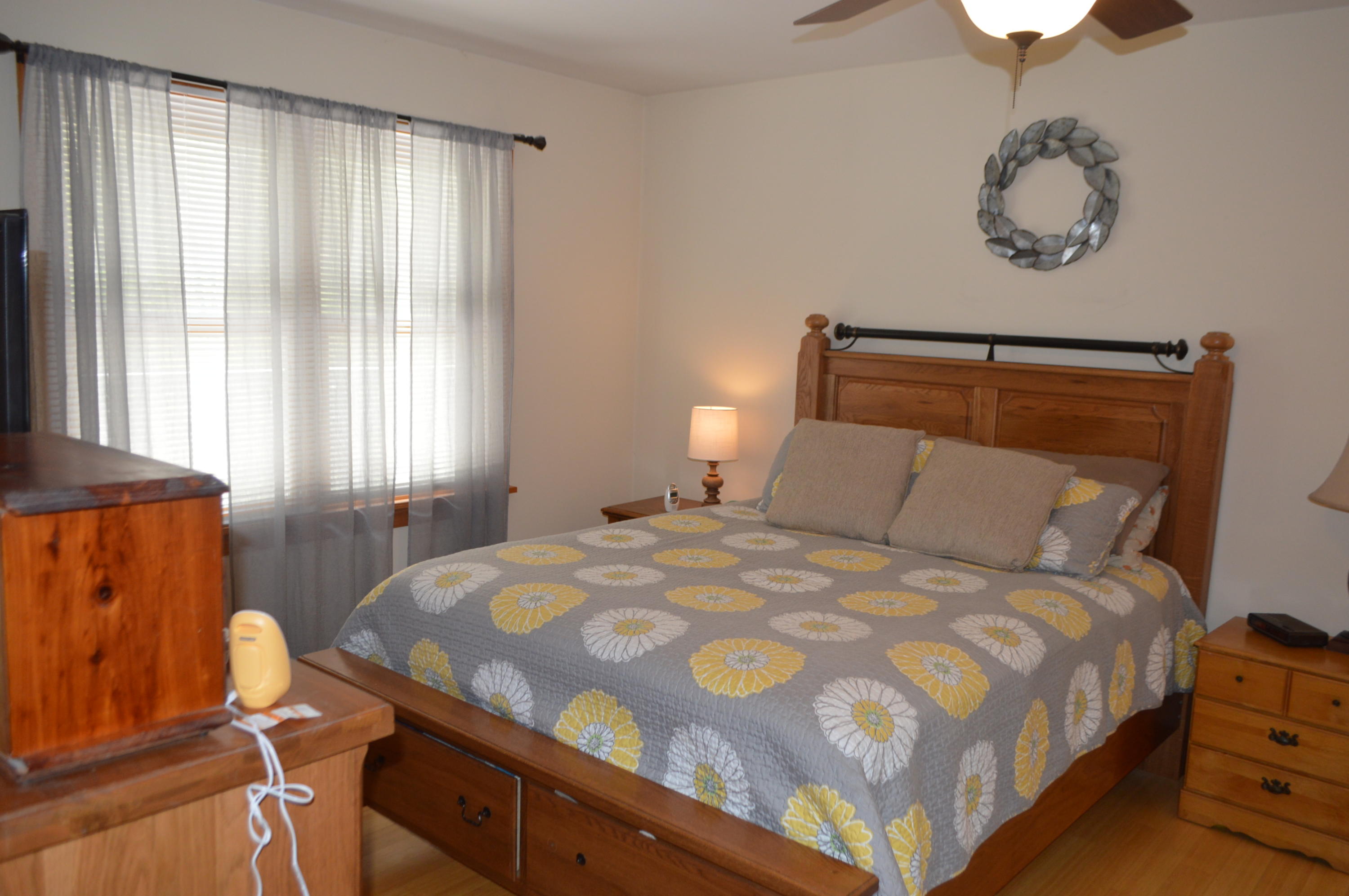 137 Ridge Road New Castle, VA 24127 - Photo 14 of 22 Master bedroom