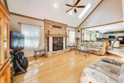 $539,000 | 1120 Redwood Drive, Algonquin, IL 60102