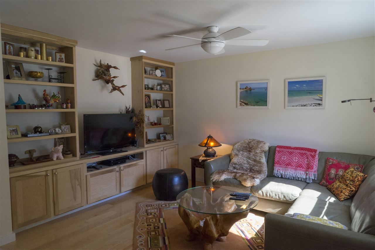 36 Hillcrest Road, Unit 1 Stowe, VT 05672 - Photo 4 of 9 Gallery Image 4