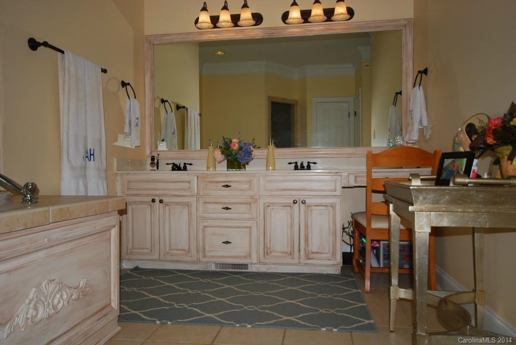 128 Spring Branch Road Fort Mill, SC 29715 - Photo 11 of 24