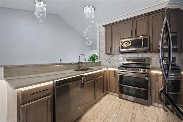 $429,900 | 370 Roosevelt Street, Canton, MI 48188