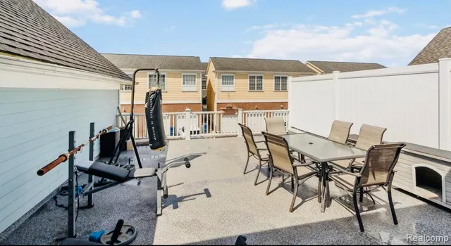 $429,900 | 370 Roosevelt Street, Canton, MI 48188