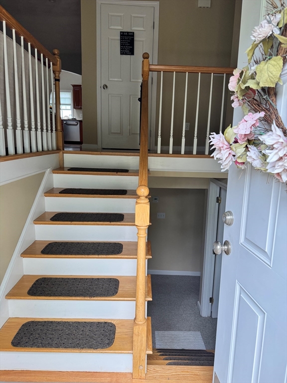 3 Berkshire Road Peabody, MA 01960 - Photo 2 of 21