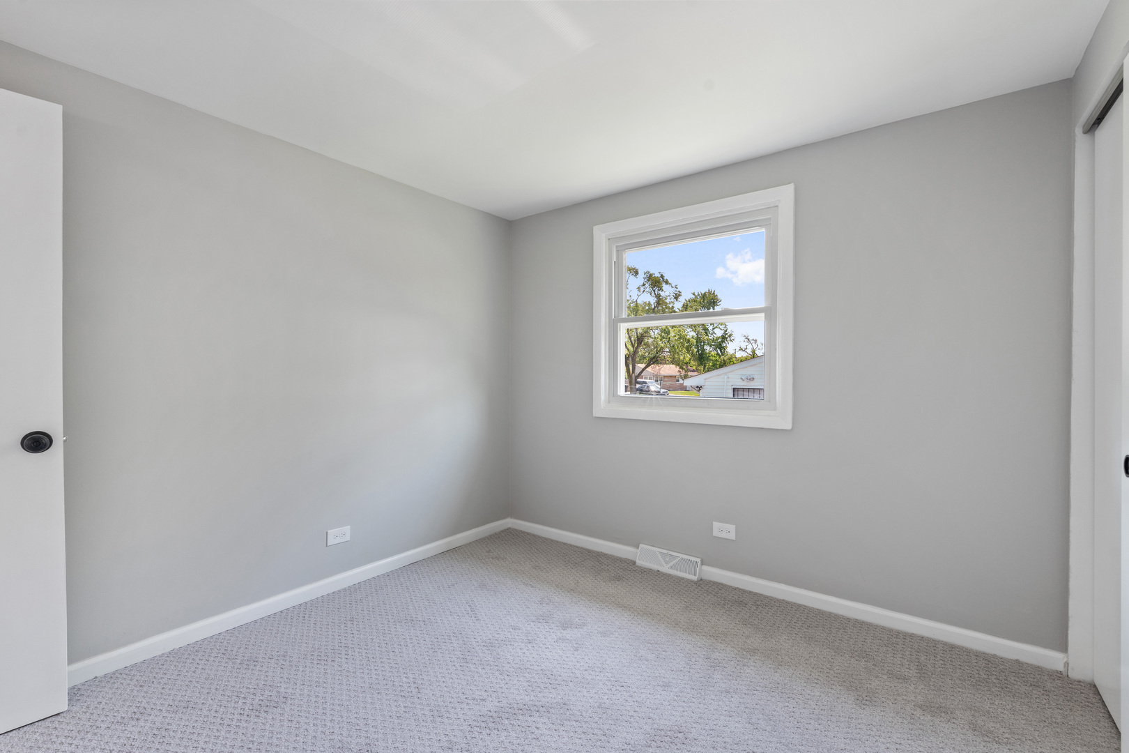 2711 Lancaster Drive Markham, IL 60428 - Photo 10 of 20