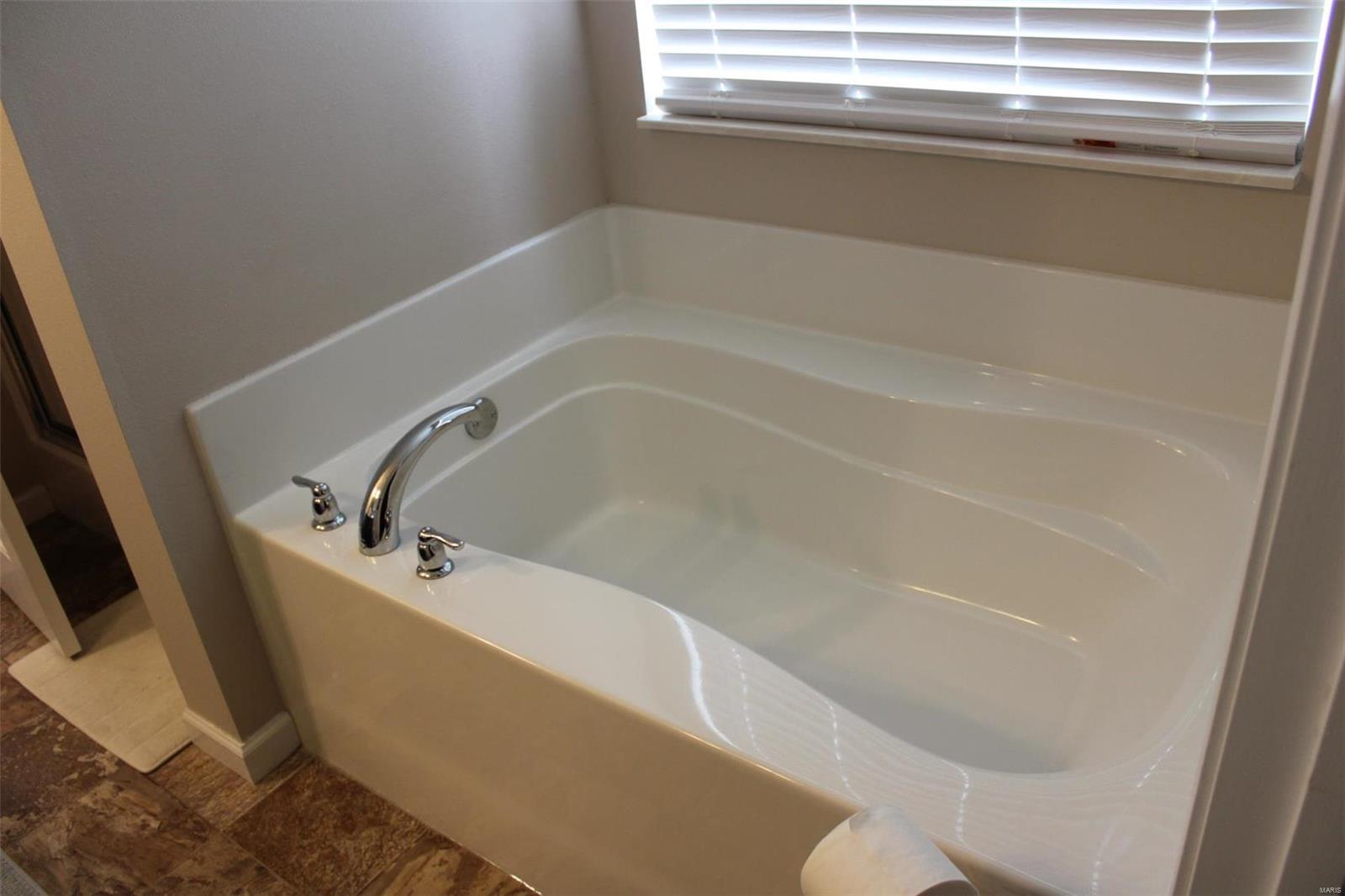 836 Bluff Ridge Lane Belleville, IL 62221 - Photo 19 of 40 Gallery Image 19