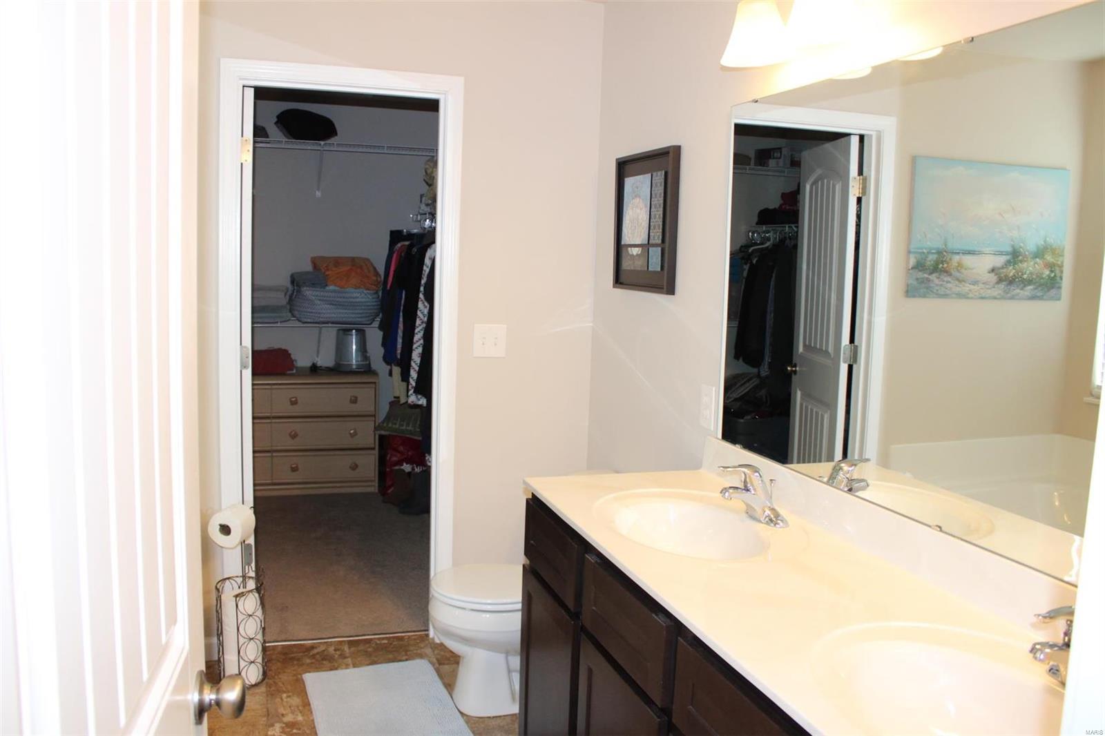 836 Bluff Ridge Lane Belleville, IL 62221 - Photo 26 of 40 Gallery Image 26