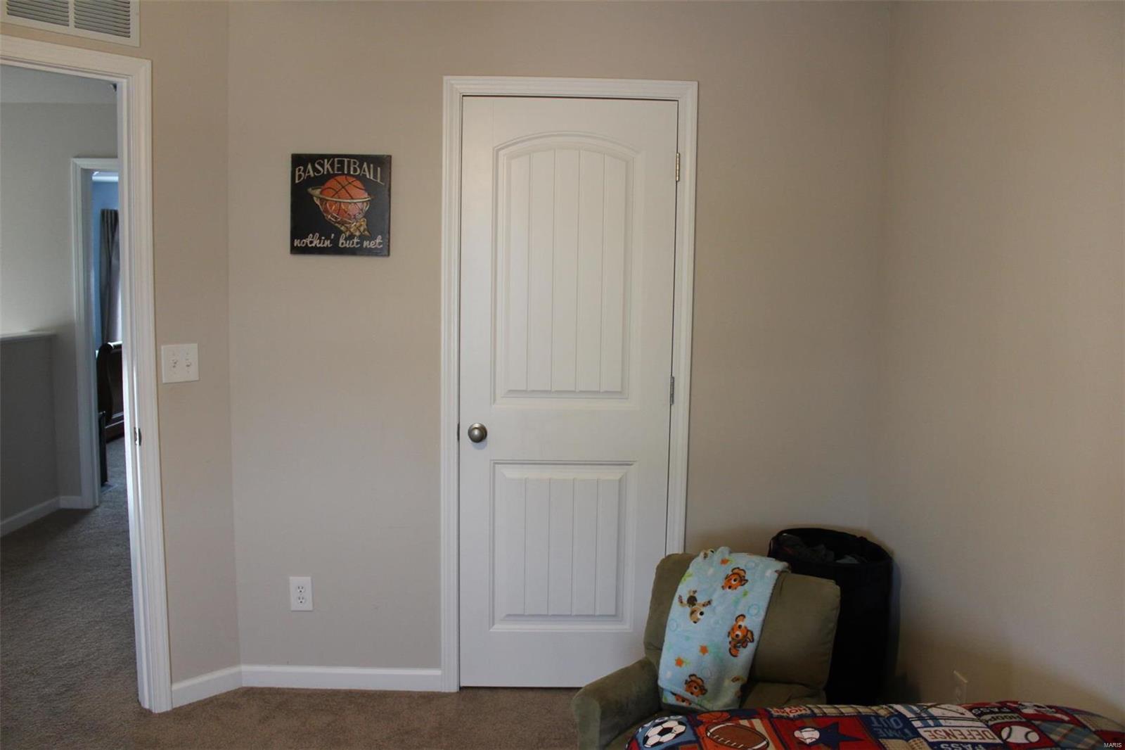 836 Bluff Ridge Lane Belleville, IL 62221 - Photo 27 of 40 Gallery Image 27