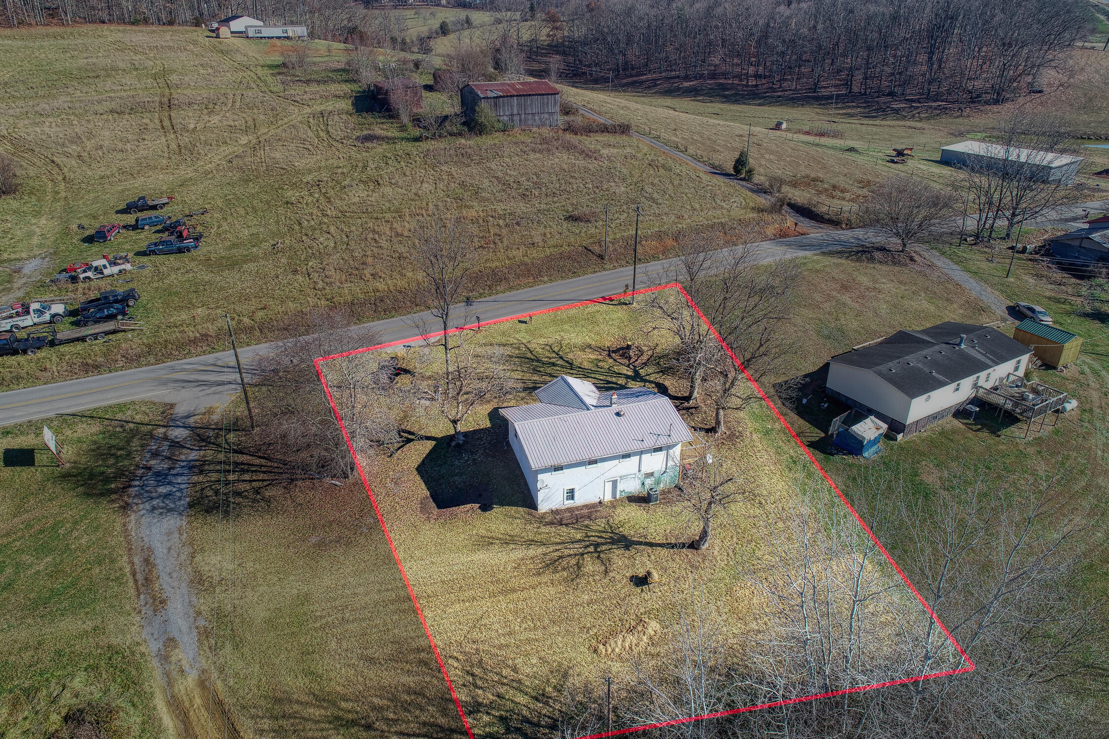 356 Gravely Valley Road Surgoinsville, TN 37873 - Photo 20 of 69 BG. 356 Gravely. Surg MLSa (25 of 29) V