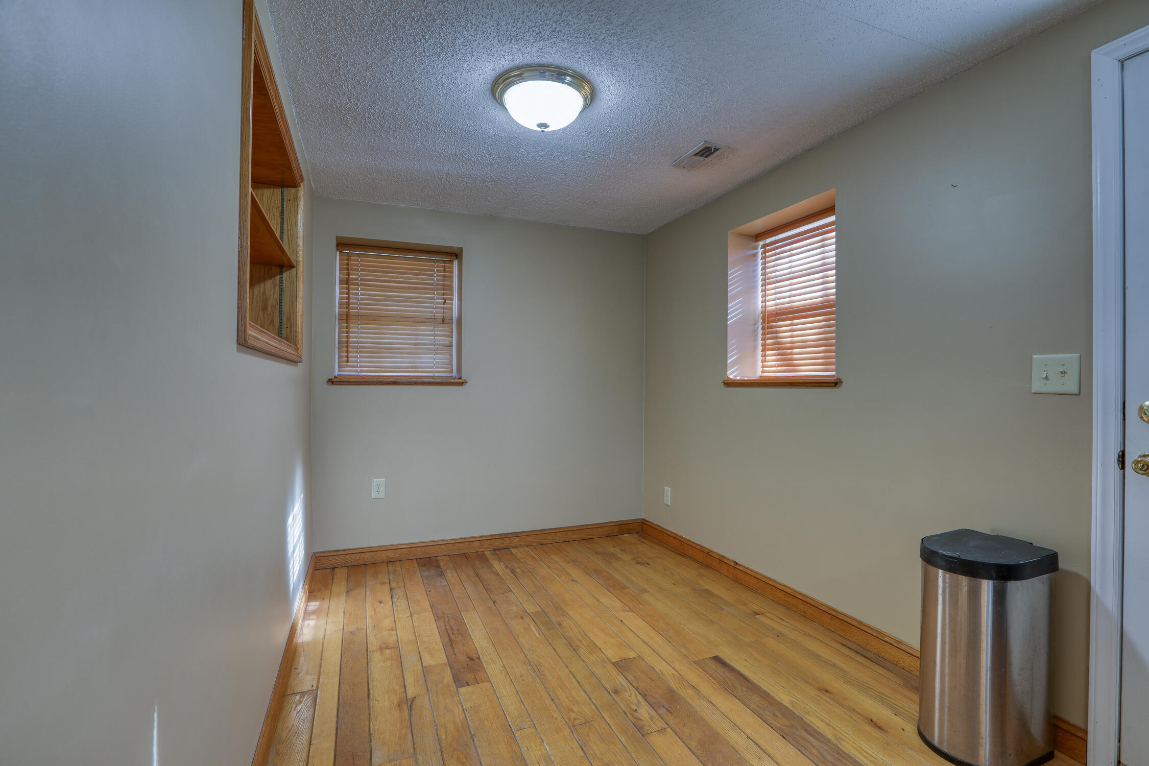 356 Gravely Valley Road Surgoinsville, TN 37873 - Photo 31 of 69 Dining off kitchen.