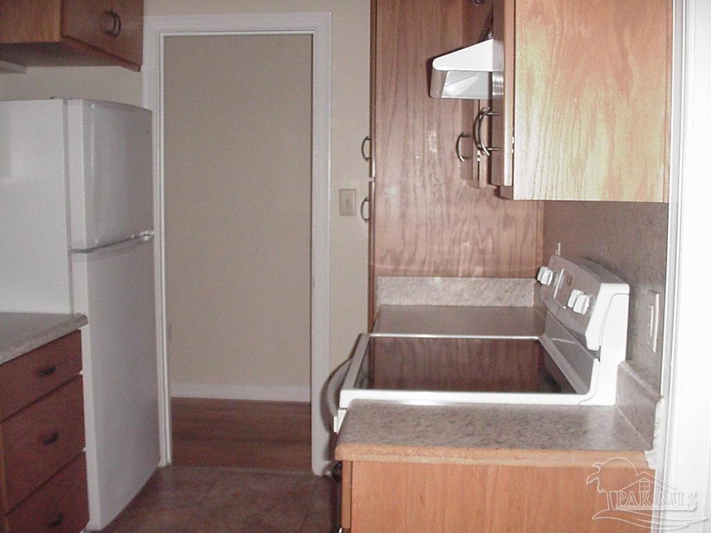 5208 Nimitz Road Milton, FL 32583 - Photo 8 of 31 Gallery Image 8