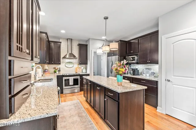 $929,000 | 76 Tamarack Lane, Colonie, NY 12309