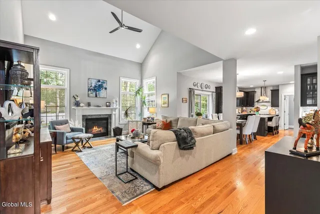 $929,000 | 76 Tamarack Lane, Colonie, NY 12309