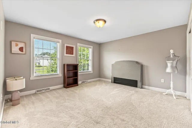 $929,000 | 76 Tamarack Lane, Colonie, NY 12309