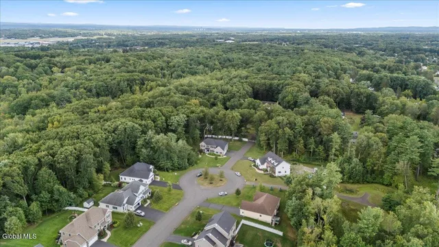 $929,000 | 76 Tamarack Lane, Colonie, NY 12309