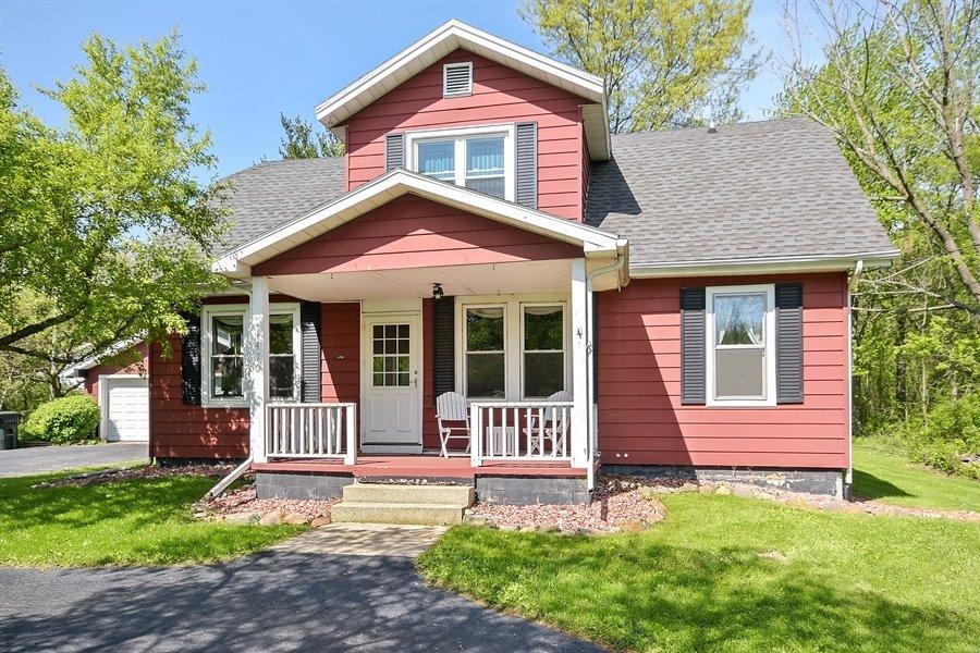 1470 Waverly Road Porter, IN 46304 - Photo 1 of 10 a front view of a house with a yard
