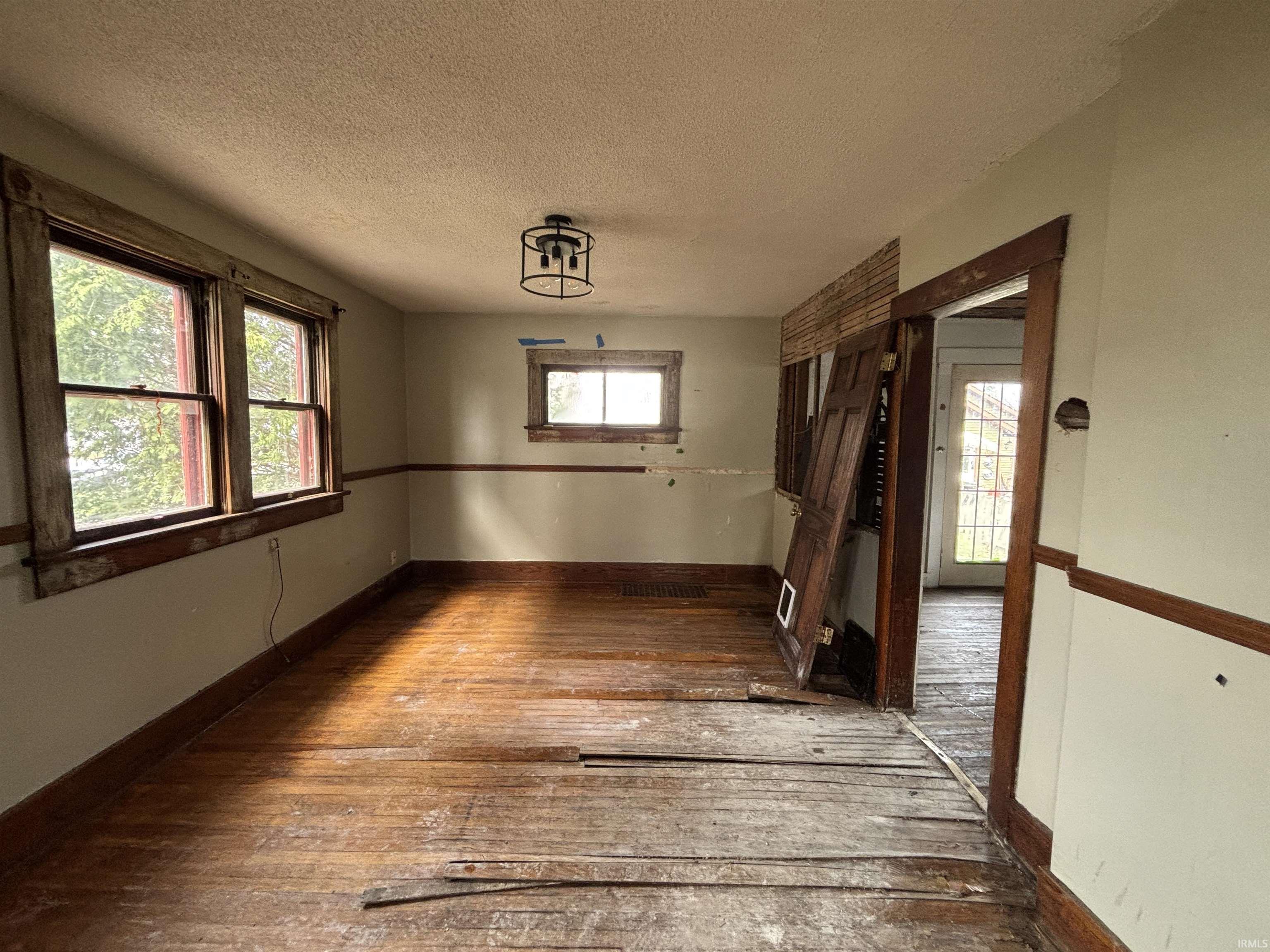 322 West Rudisill Boulevard Fort Wayne, IN 46807 - Photo 4 of 11