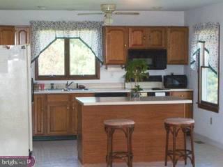 1097 Lees Bridge Road Nottingham, PA 19362 - Photo 2 of 6