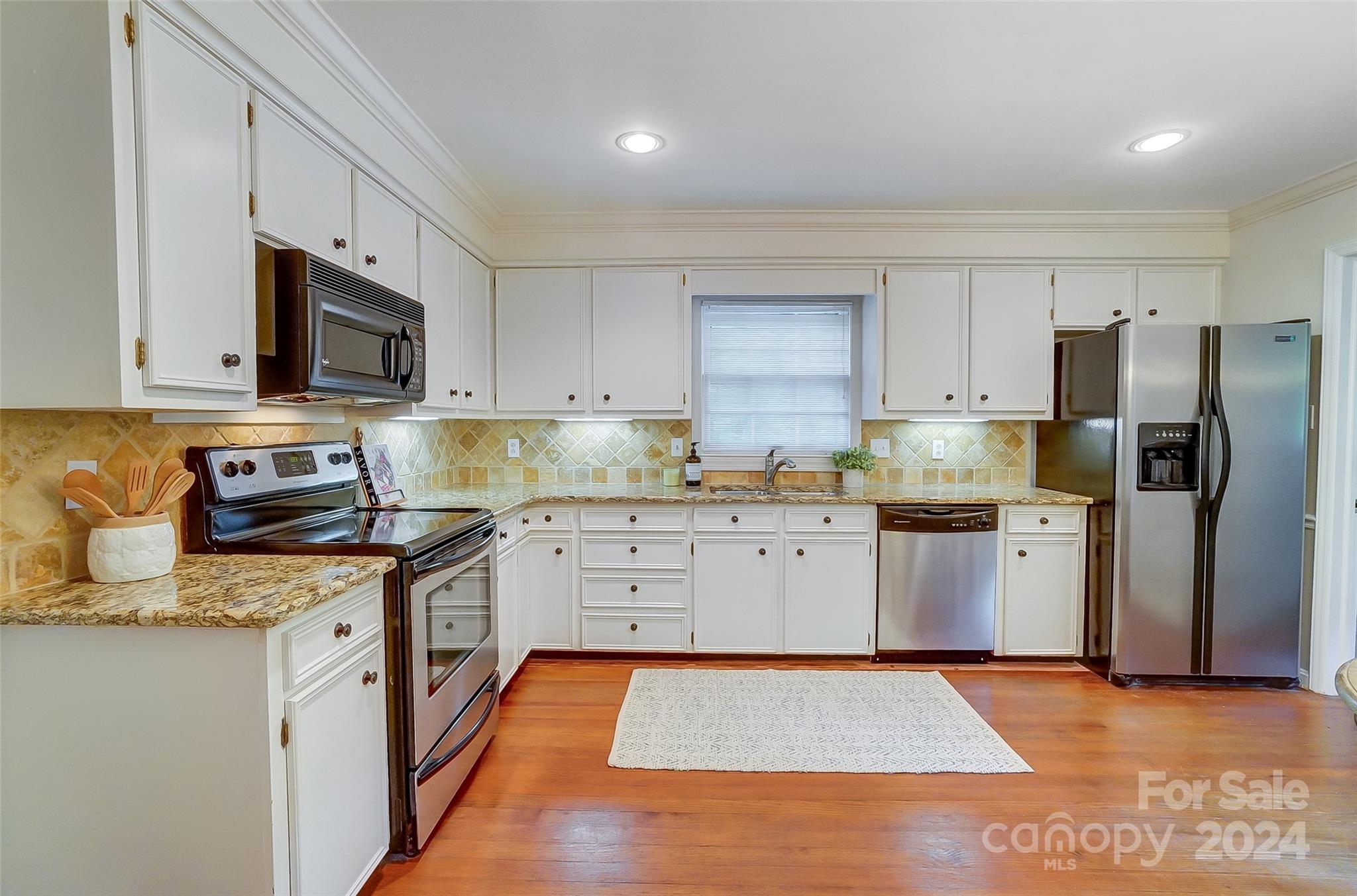 900 Braeburn Road Charlotte, NC 28211 - Photo 22 of 48 Gallery Image 22