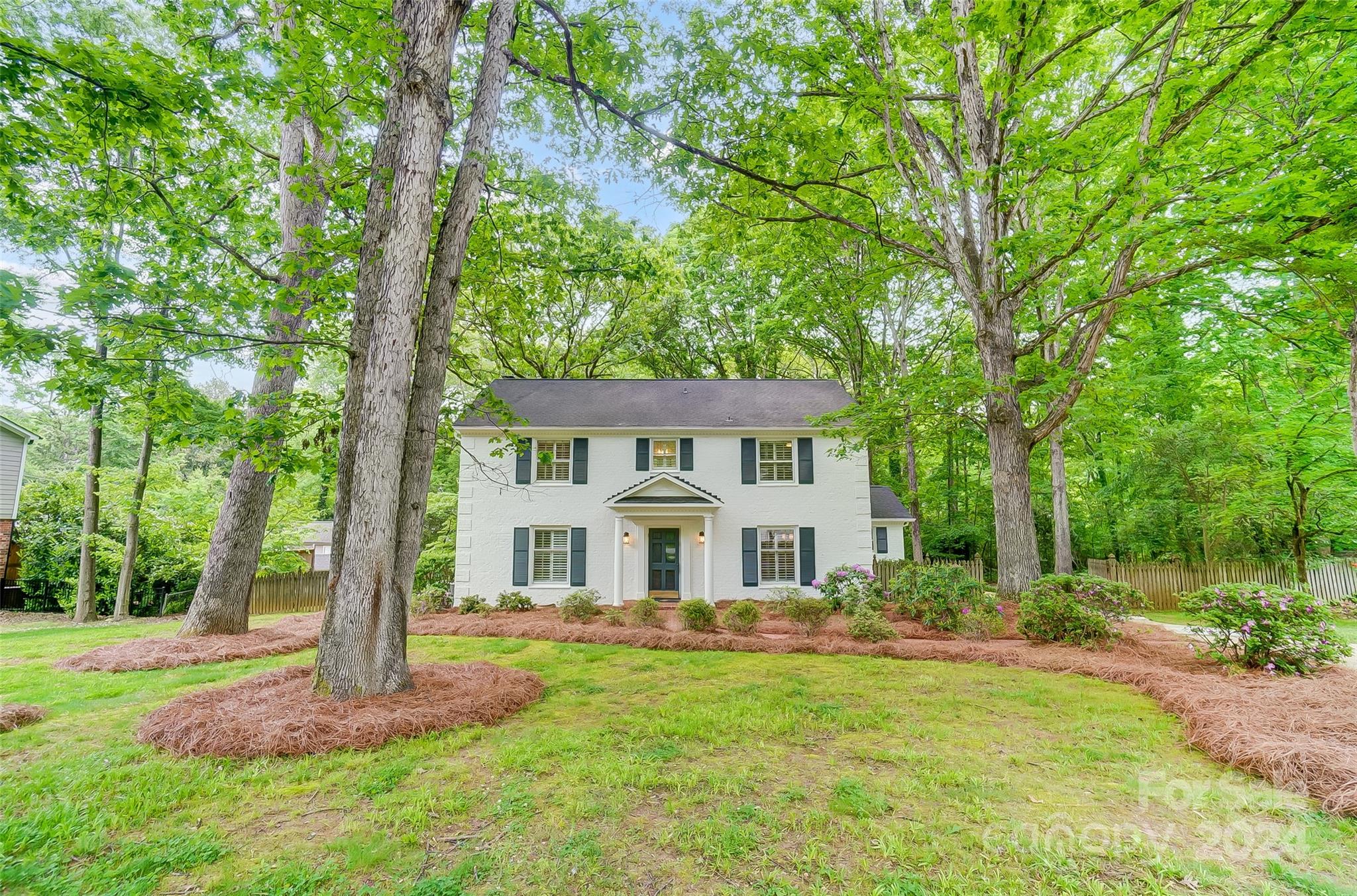 900 Braeburn Road Charlotte, NC 28211 - Photo 3 of 48 Gallery Image 3