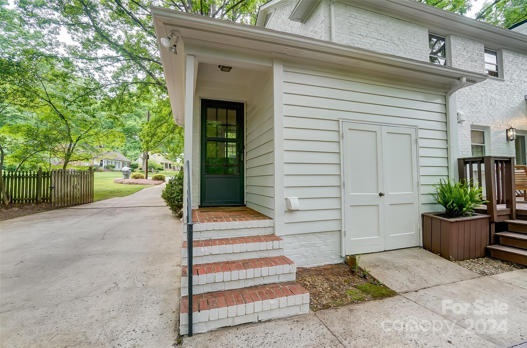 900 Braeburn Road Charlotte, NC 28211 - Photo 45 of 48 Gallery Image 45