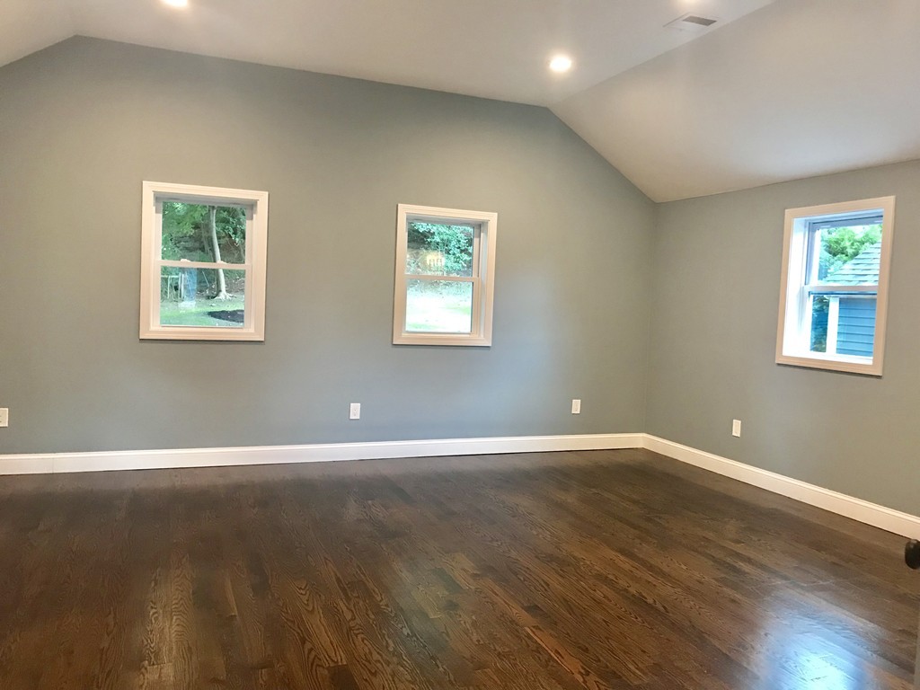 4 Hammond Road Hopedale, MA 01747 - Photo 8 of 10 Gallery Image 8