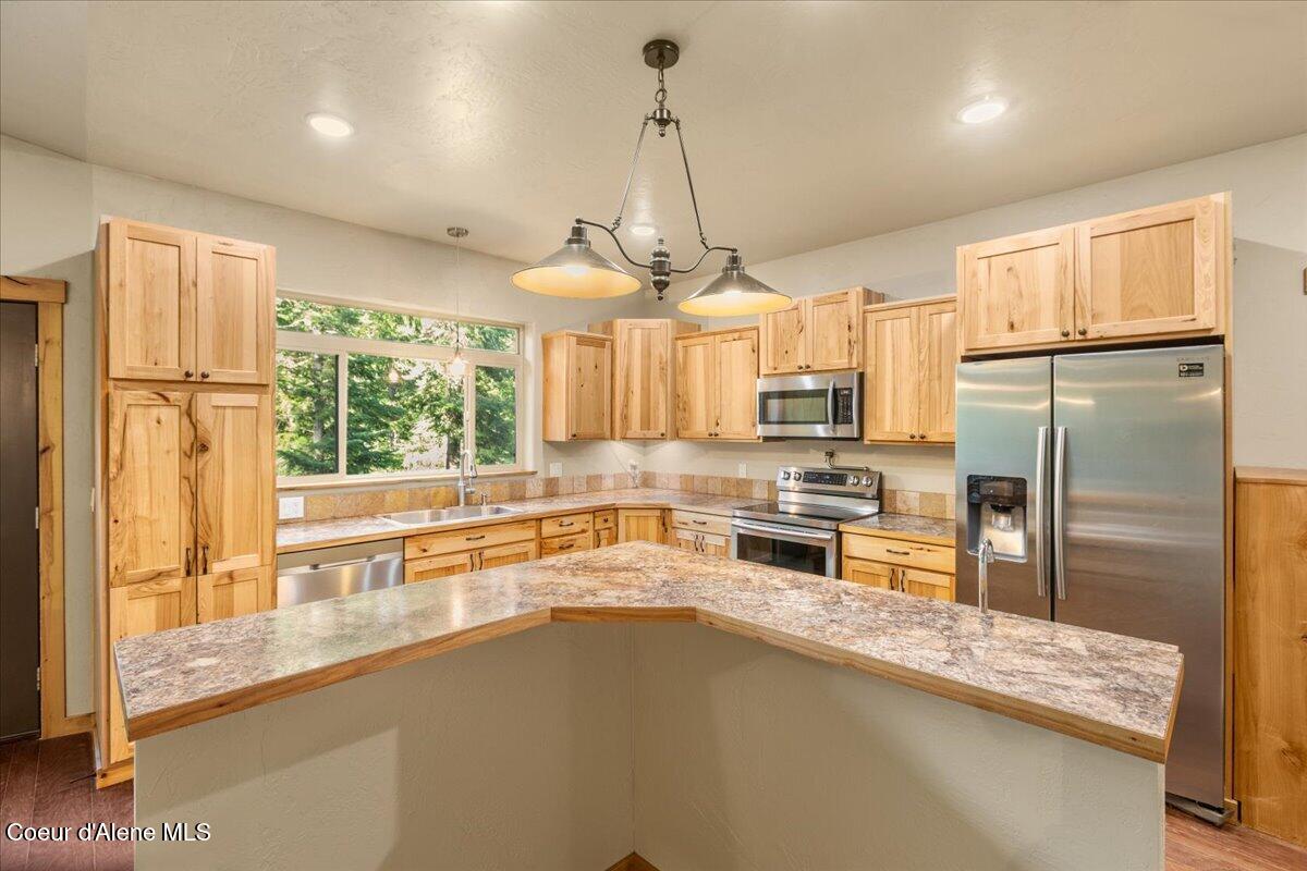 17727 South Bull Run Road Cataldo, ID 83810 - Photo 20 of 72 22-17727 S Bull Run Rd_RedHogMedia
