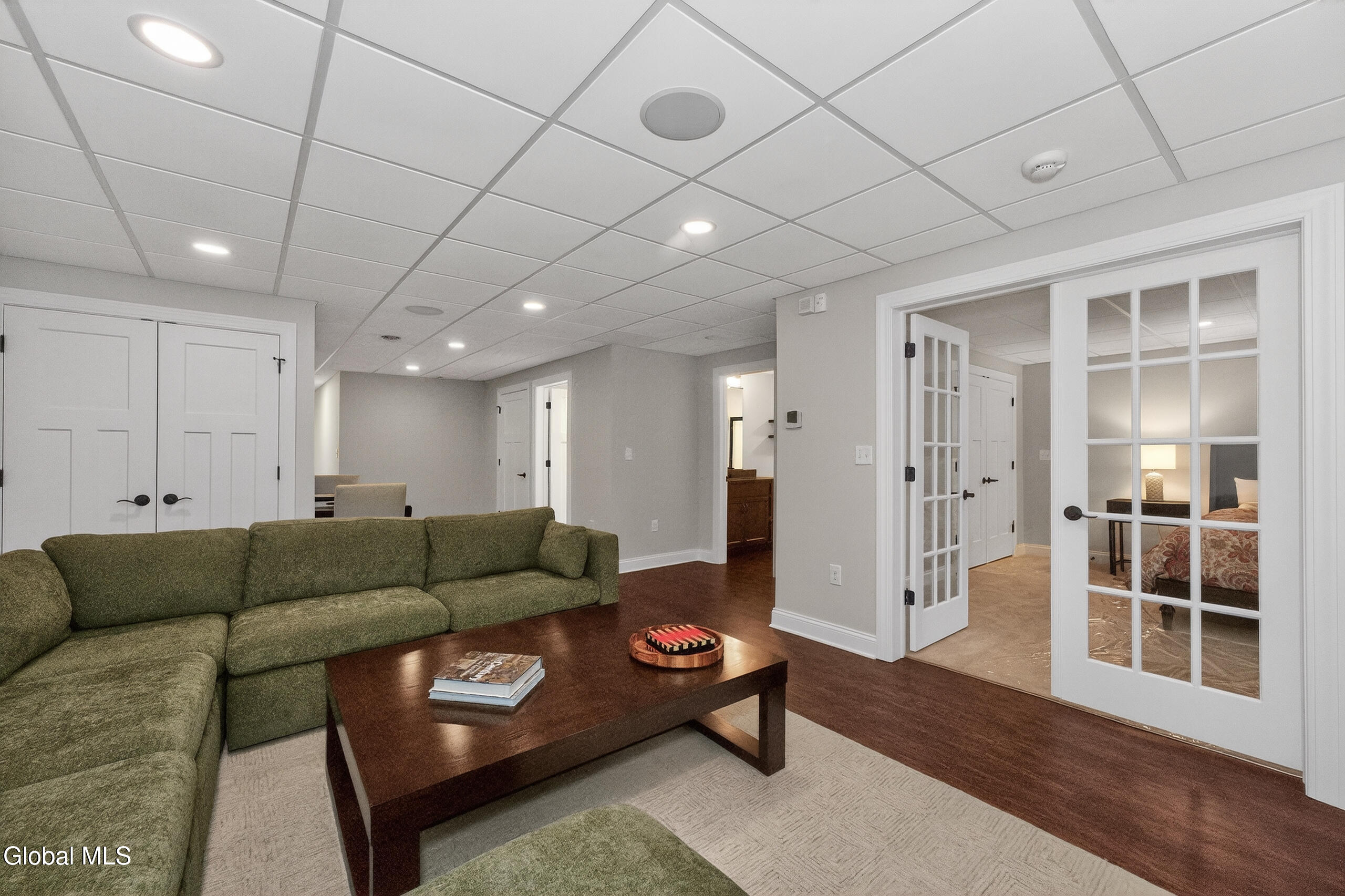 38 Cambridge Way Colonie, NY 12110 - Photo 26 of 57 3 Familyroom 4