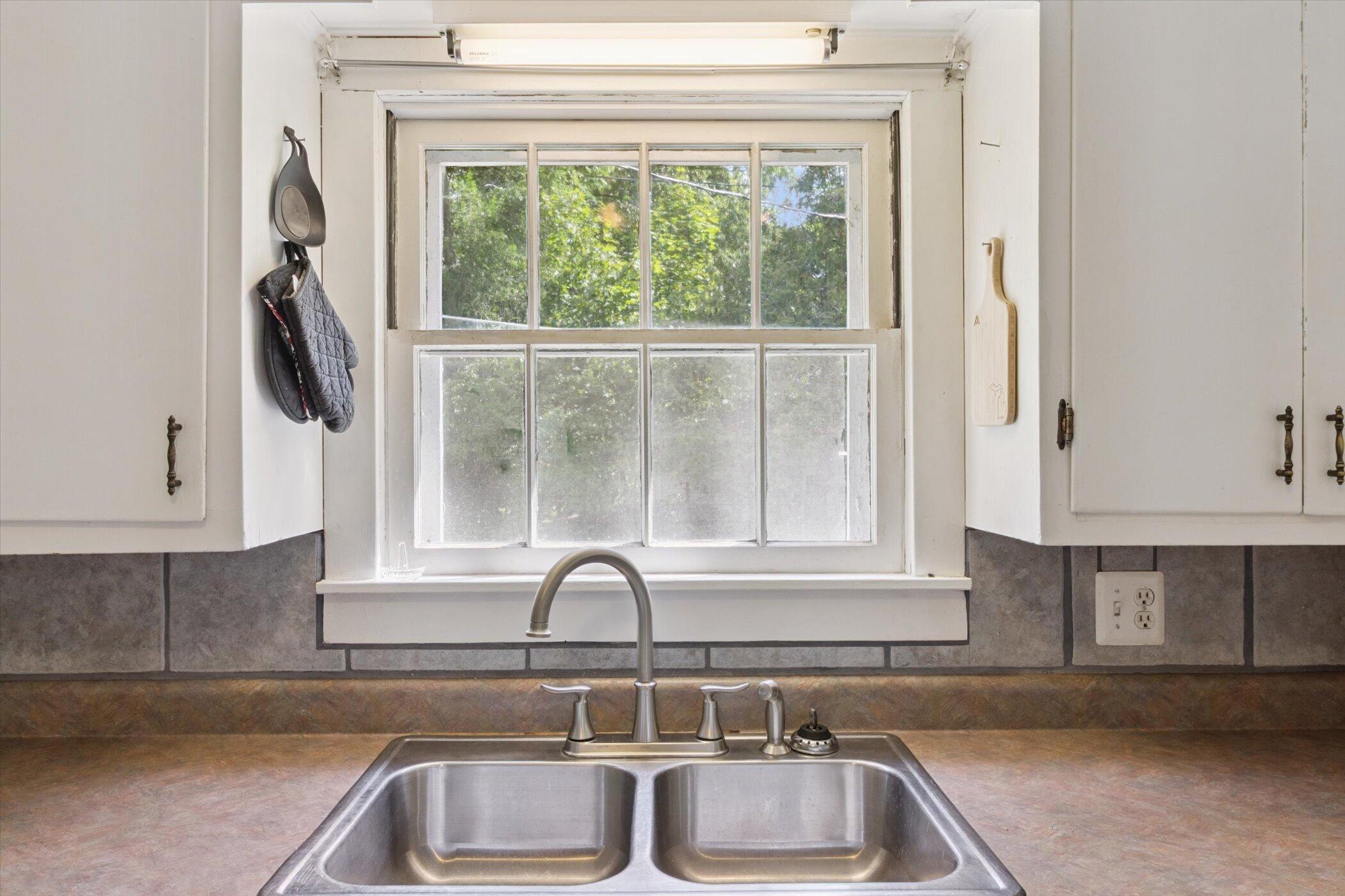 617 South Lansing Street Mount Pleasant, MI 48858 - Photo 12 of 40 13-617-S-Lansing-St-Mt-Pleasant-MI-48858