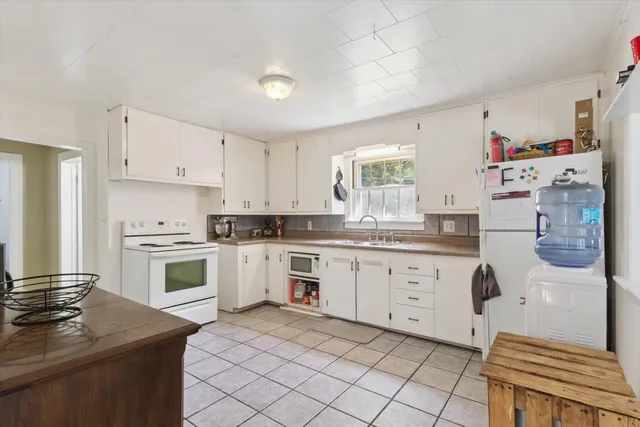 $186,000 | 617 South Lansing Street, Mount Pleasant, MI 48858