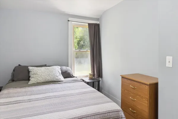 $186,000 | 617 South Lansing Street, Mount Pleasant, MI 48858