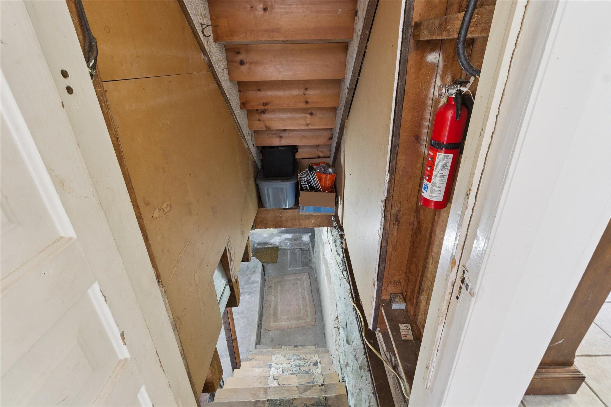 617 South Lansing Street Mount Pleasant, MI 48858 - Photo 31 of 40 32-617-S-Lansing-St-Mt-Pleasant-MI-48858