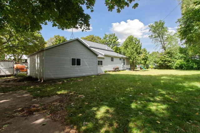 $186,000 | 617 South Lansing Street, Mount Pleasant, MI 48858